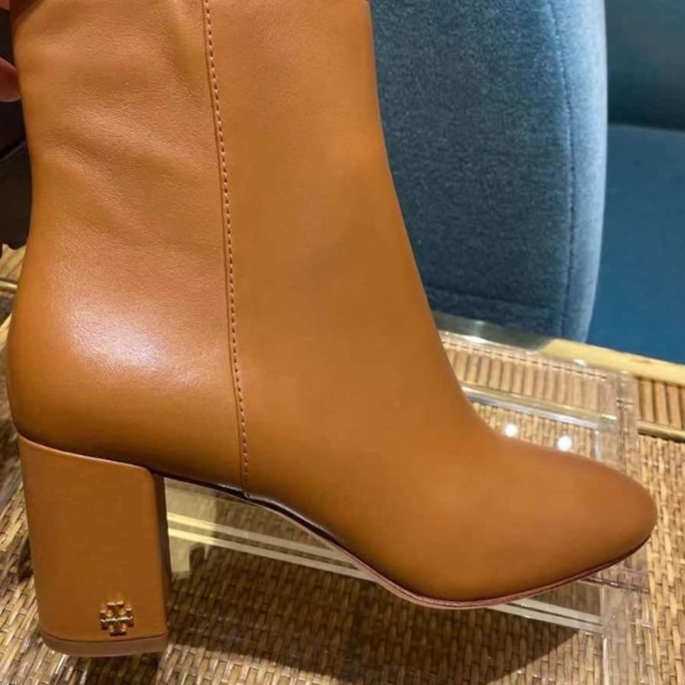 Tory Burch Boots